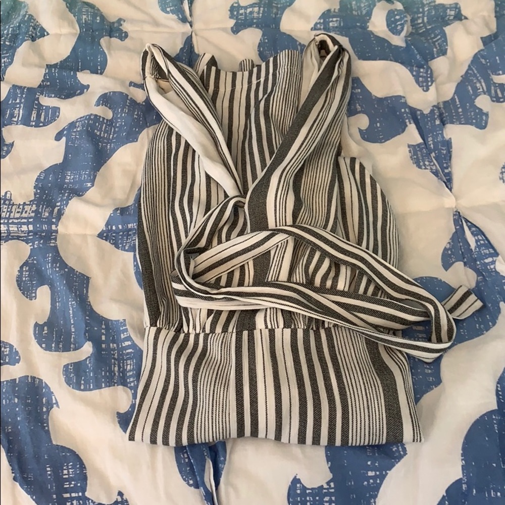 V neck striped jump suit size M